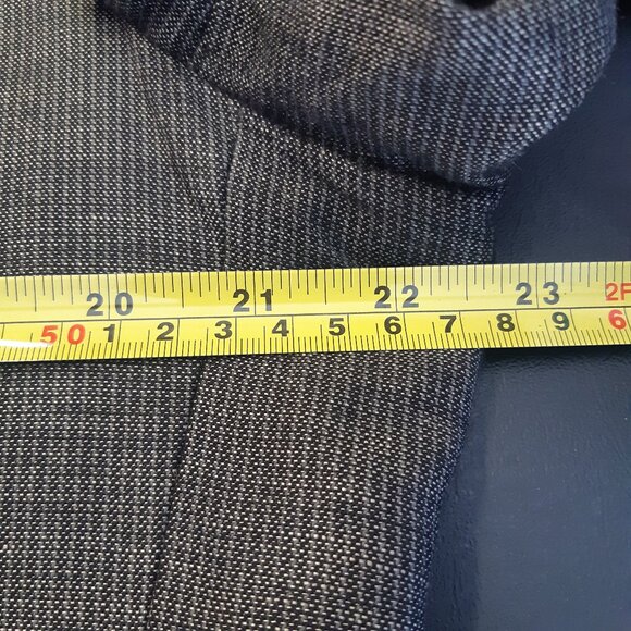 Hugo Boss 42R Linen & Wool Grey Check Sport Jacket, Dugger's of Halifax - Picture 10 of 14